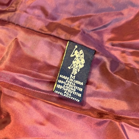 US Polo Assn Purple Polka Dot Puffer Vest Women’s Medium - Picture 6 of 8